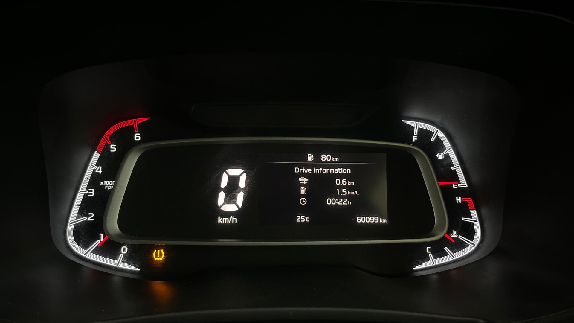 View 2021 Kia Sonet GTX Plus Diesel Image 21 Used 2021 Kia Sonet GTX Plus Diesel Image 21