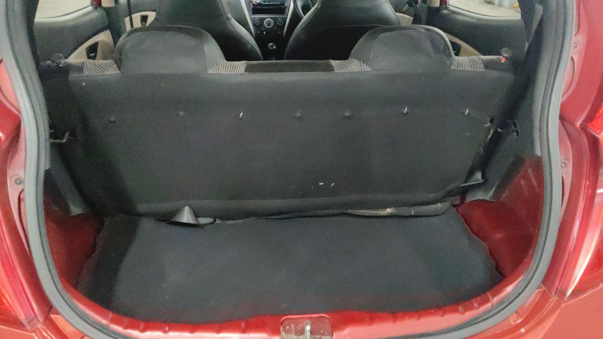 View 2014 Hyundai EON Era Plus Image 10 Used 2014 Hyundai EON Era Plus Image 10