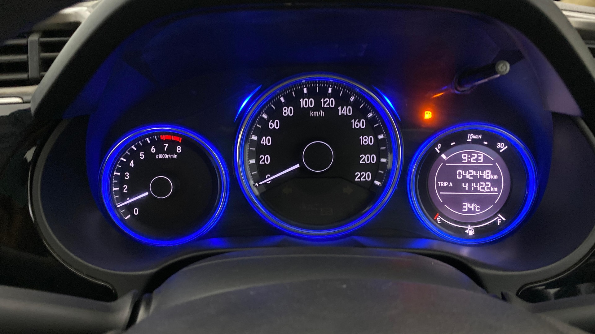 View 2014 Honda City ZX MT Diesel Anniversary Edition Image 34 Used 2014 Honda City ZX MT Diesel Anniversary Edition Image 34