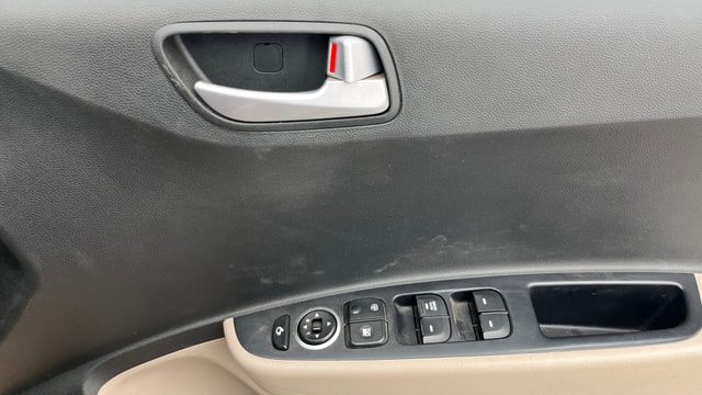 View Hyundai Grand i10 Image 33 Used Hyundai Grand i10 Image 33