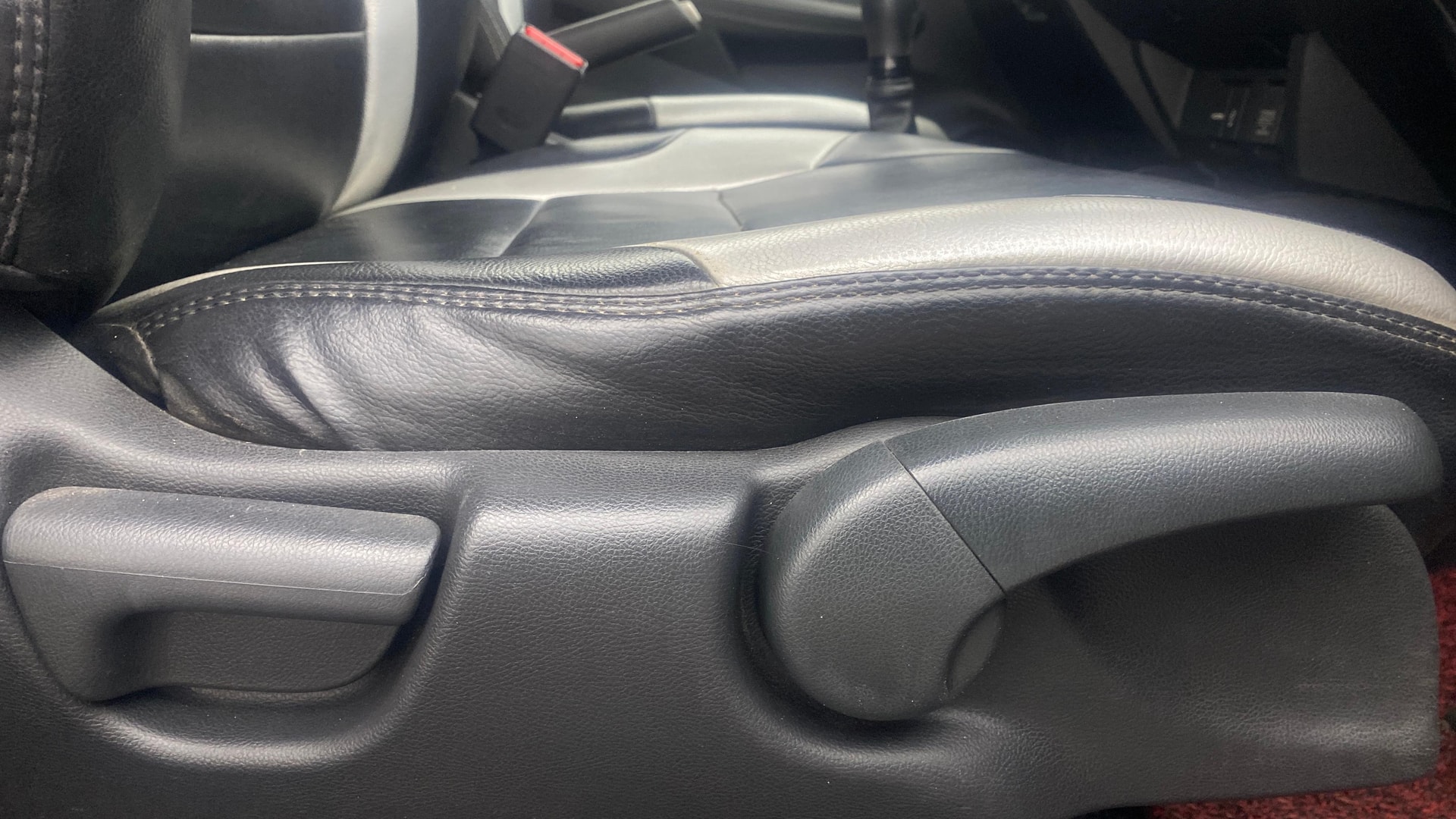 View 2017 Honda WR-V S MT Diesel Edge Edition Image 18 Used 2017 Honda WR-V S MT Diesel Edge Edition Image 18