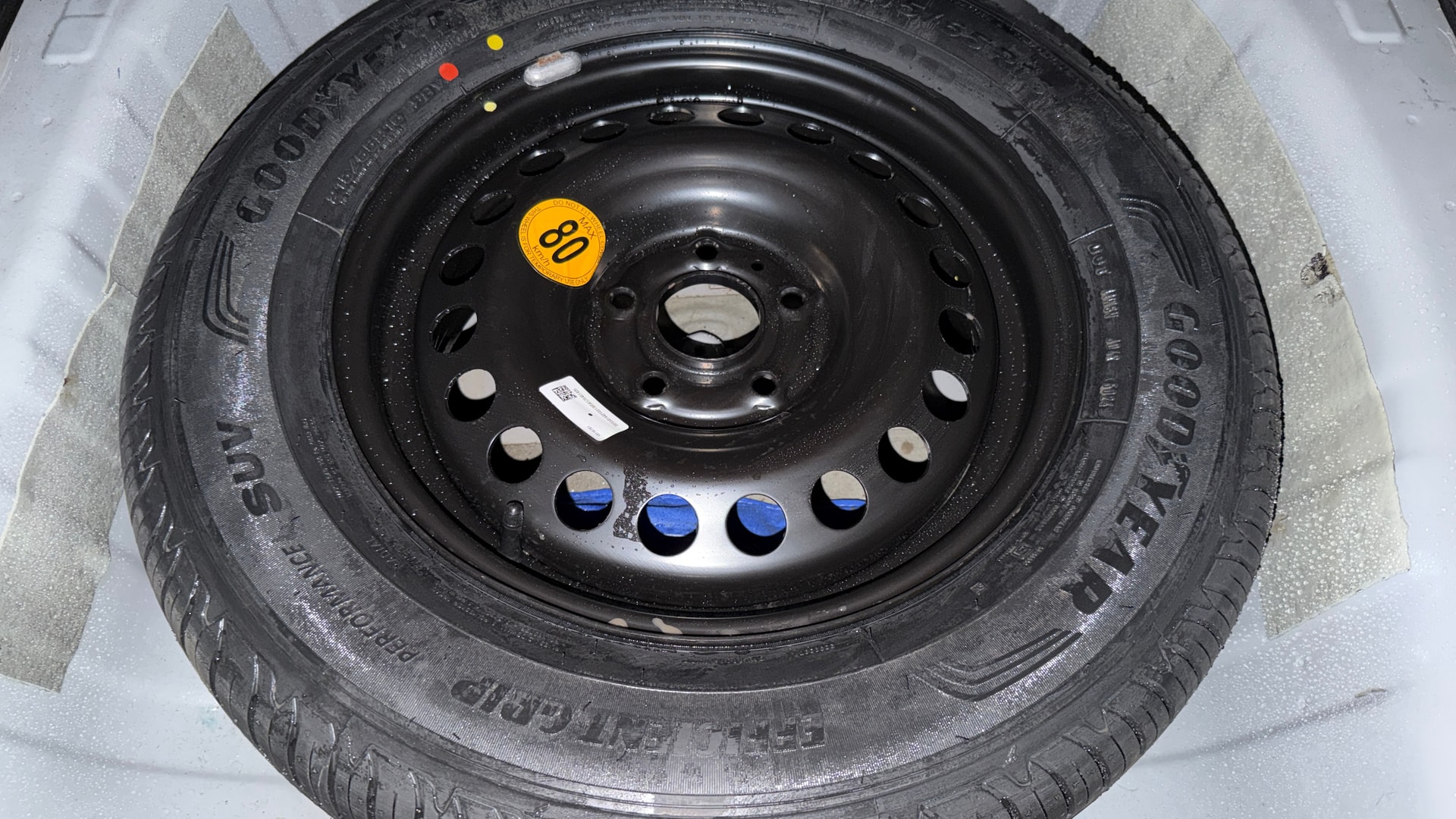 View 2025 Tata Curvv Smart 1.2 Revotron Petrol 6MT Image 17 Used 2025 Tata Curvv Smart 1.2 Revotron Petrol 6MT Image 17