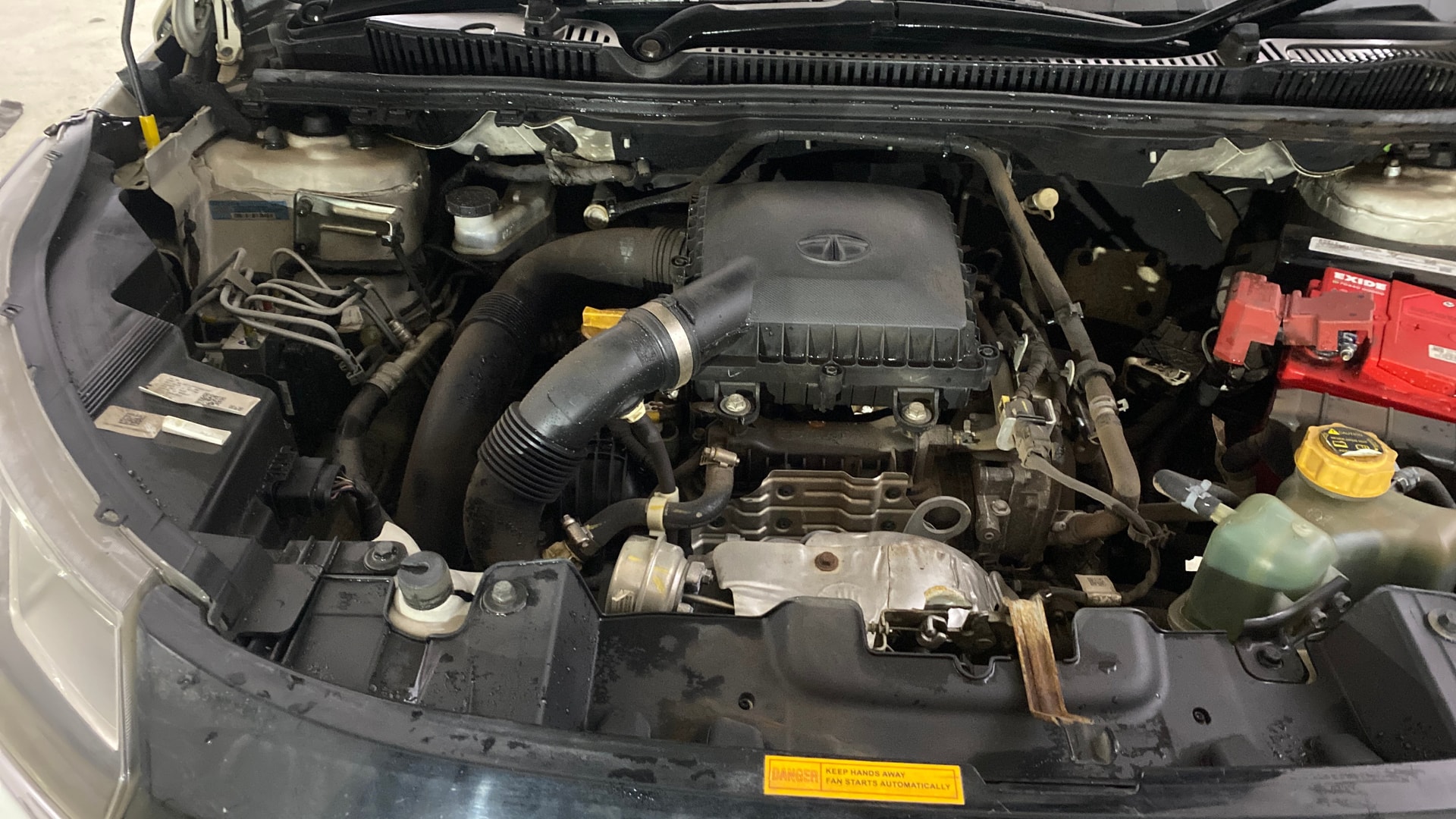 View 2022 Tata Nexon Revotron XE Image 3 Used 2022 Tata Nexon Revotron XE Image 3