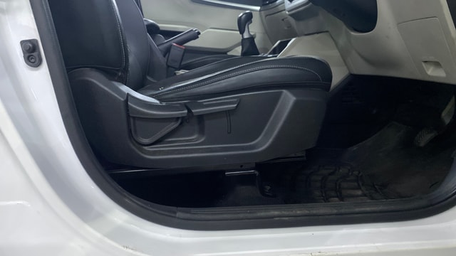 View Kia Carens Image 12 Used Kia Carens Image 12