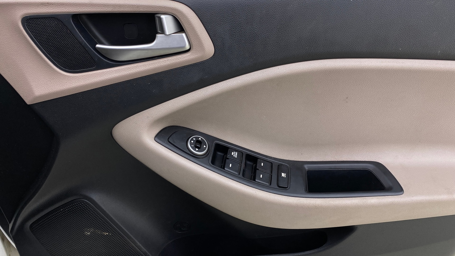 View 2019 Hyundai Elite i20 1.2 Magna Plus Petrol BS IV Image 33 Used 2019 Hyundai Elite i20 1.2 Magna Plus Petrol BS IV Image 33