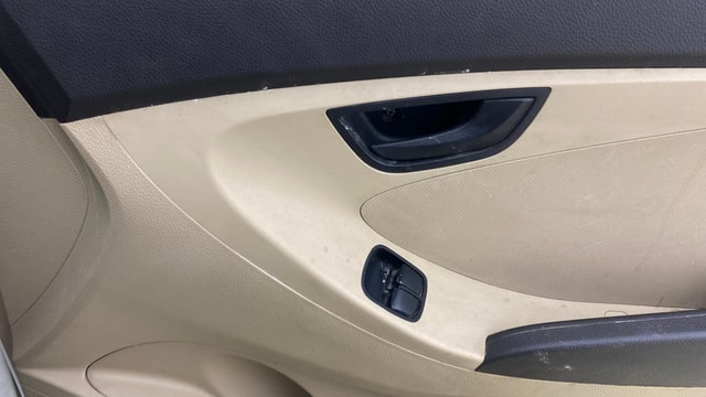 View Hyundai EON Image 32 Used Hyundai EON Image 32