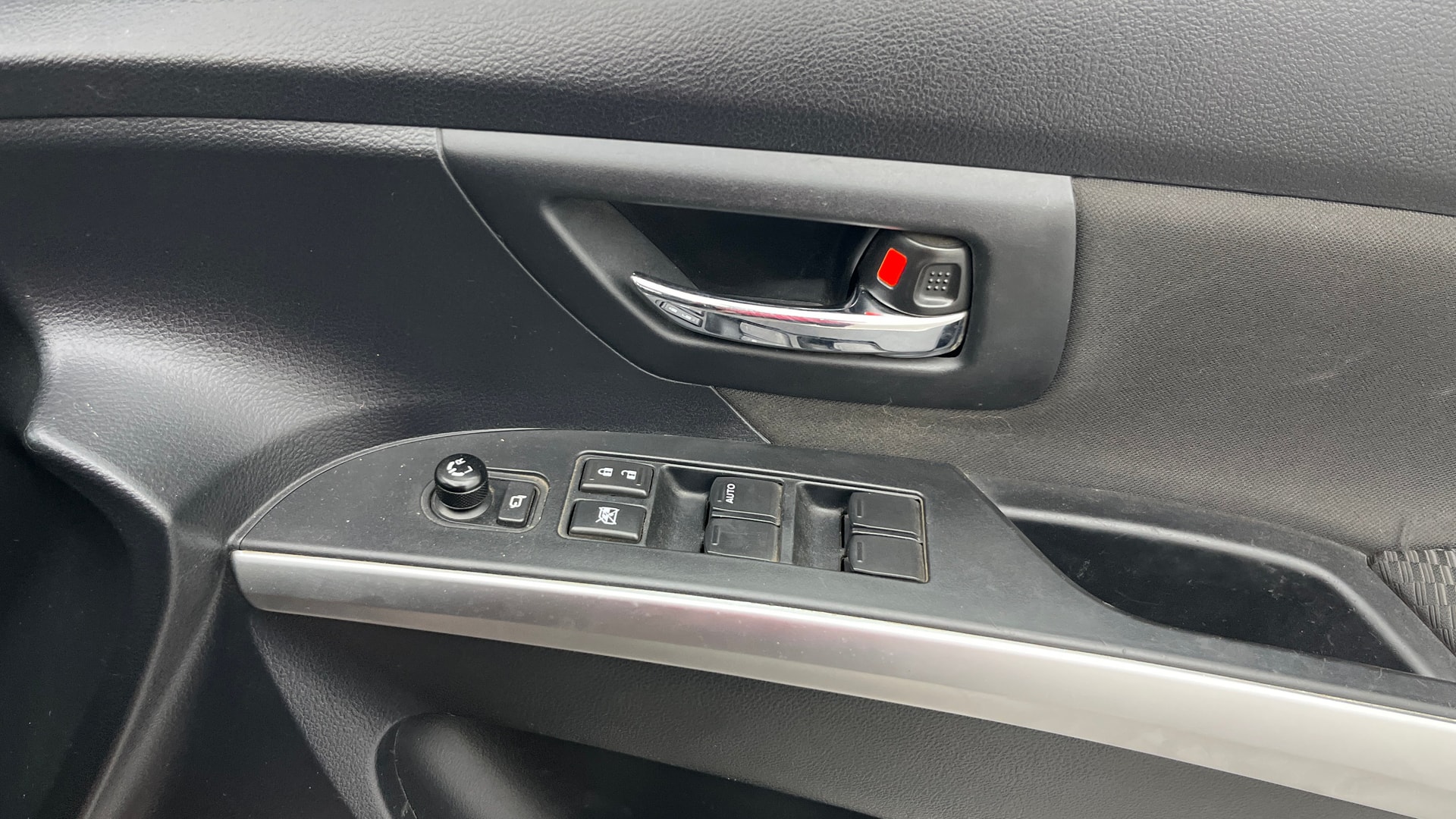View 2021 Maruti Suzuki 1000 Base Variant Image 34 Used 2021 Maruti Suzuki 1000 Base Variant Image 34