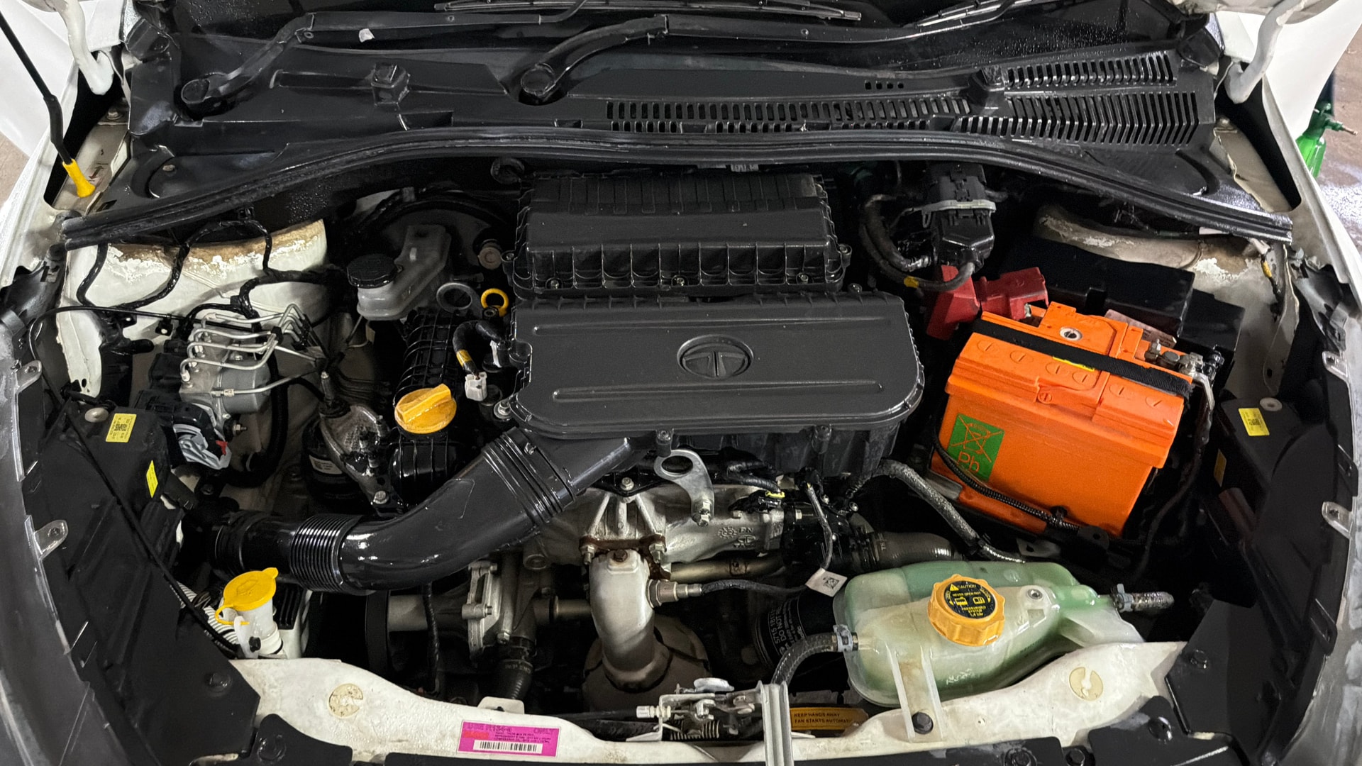 View 2022 Tata Tigor XE Diesel Image 40 Used 2022 Tata Tigor XE Diesel Image 40