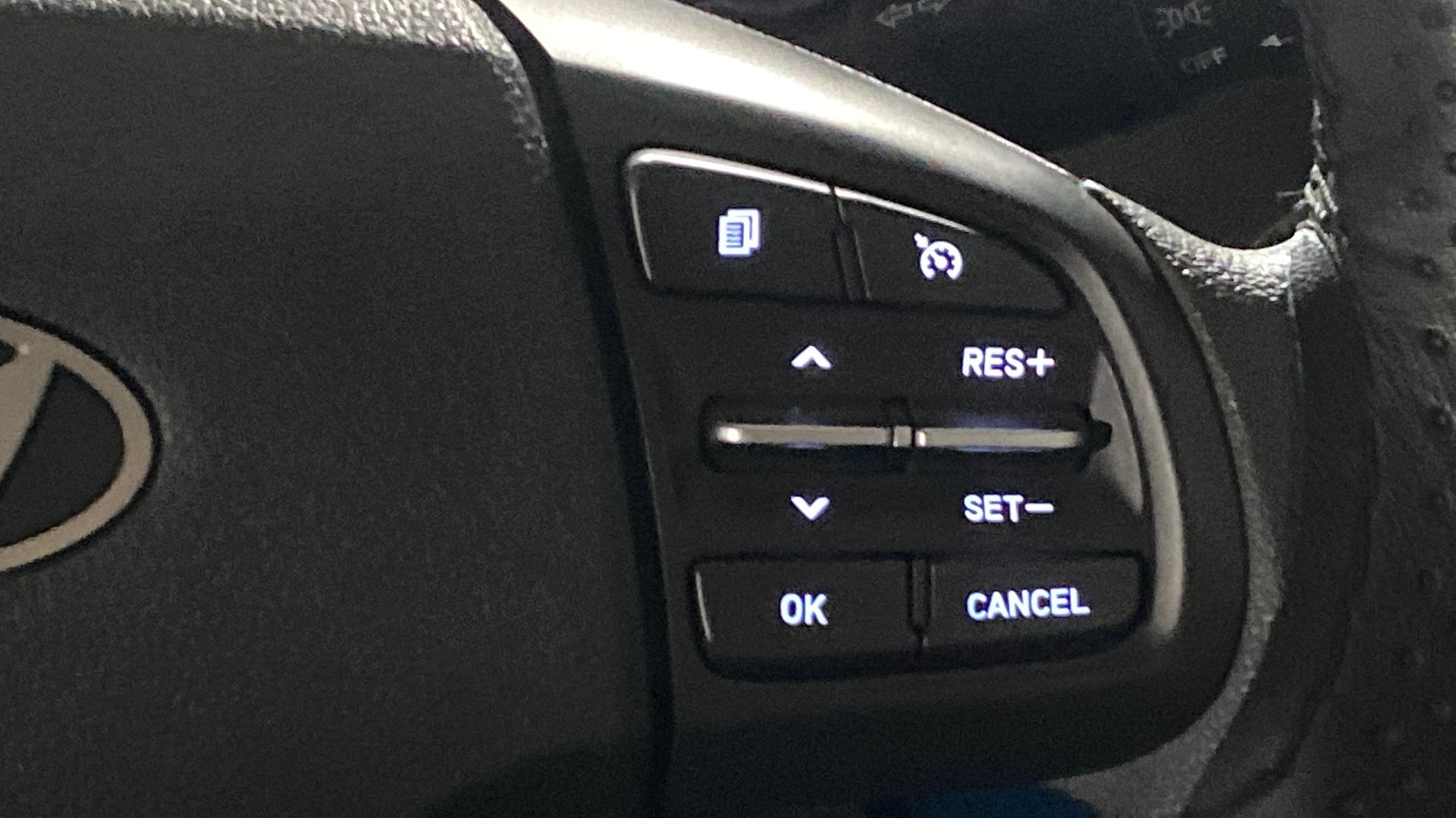View 2023 Hyundai Grand i10 Nios Sportz Petrol Image 3 Used 2023 Hyundai Grand i10 Nios Sportz Petrol Image 3