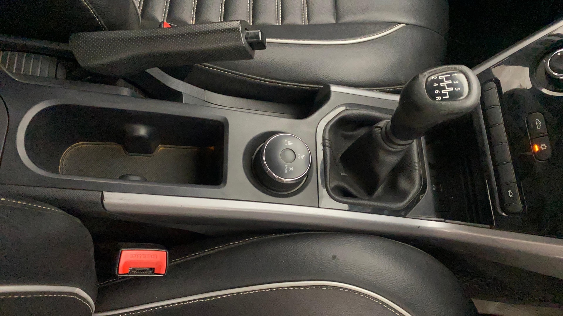 Used 2022 Tata Nexon Used 2022 Tata Nexon