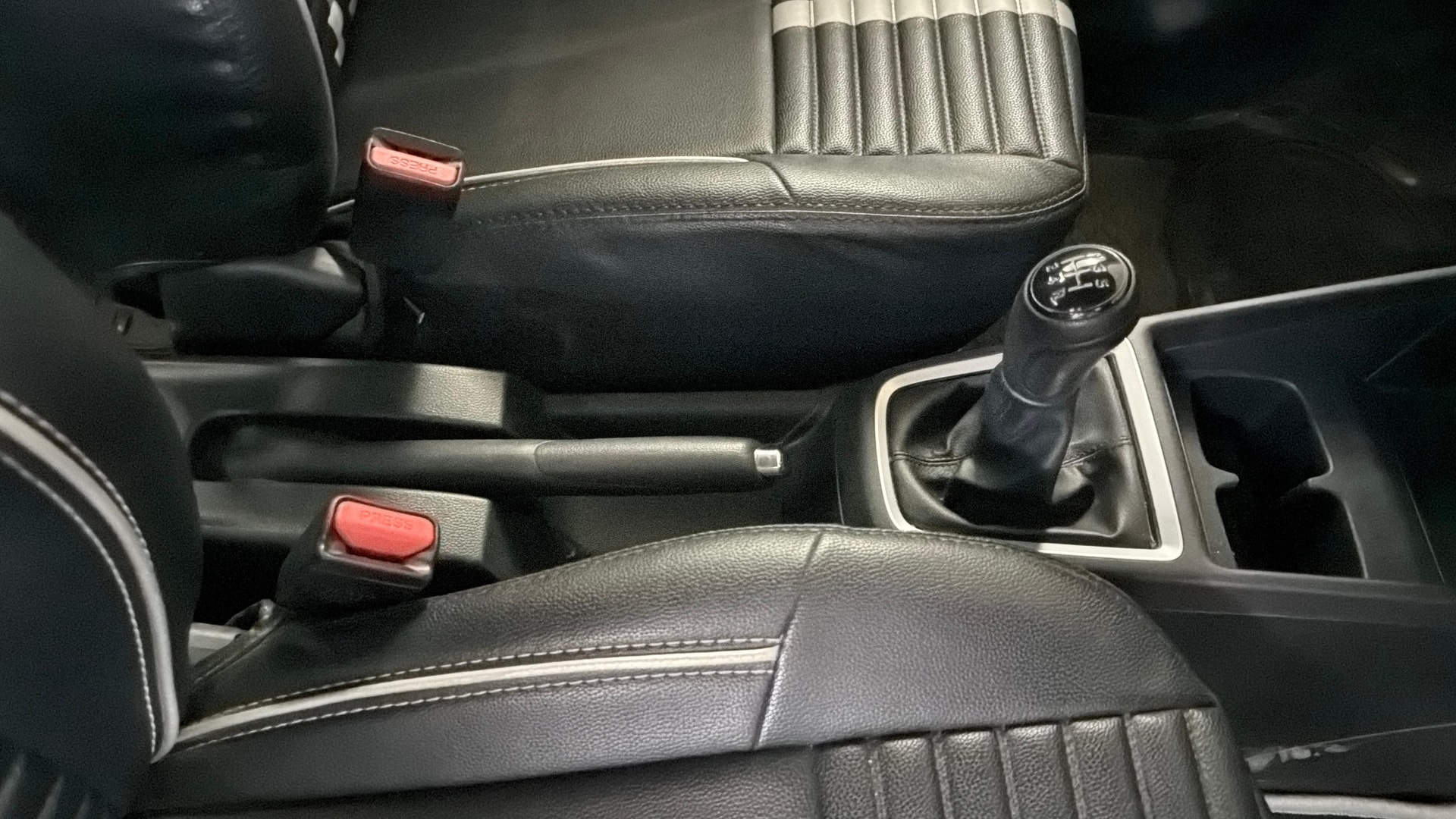 View 2021 Maruti Suzuki 1000 Base Variant Image 38 Used 2021 Maruti Suzuki 1000 Base Variant Image 38