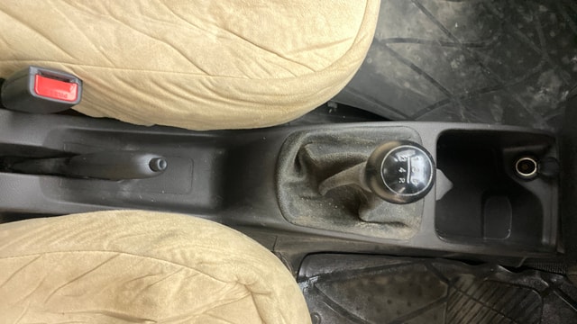 View Hyundai EON Image 37 Used Hyundai EON Image 37