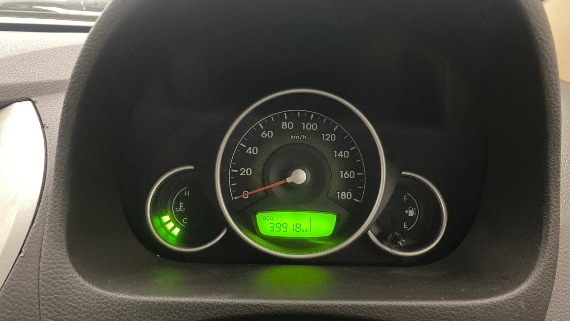 View 2014 Hyundai EON Magna Plus Image 33 Used 2014 Hyundai EON Magna Plus Image 33