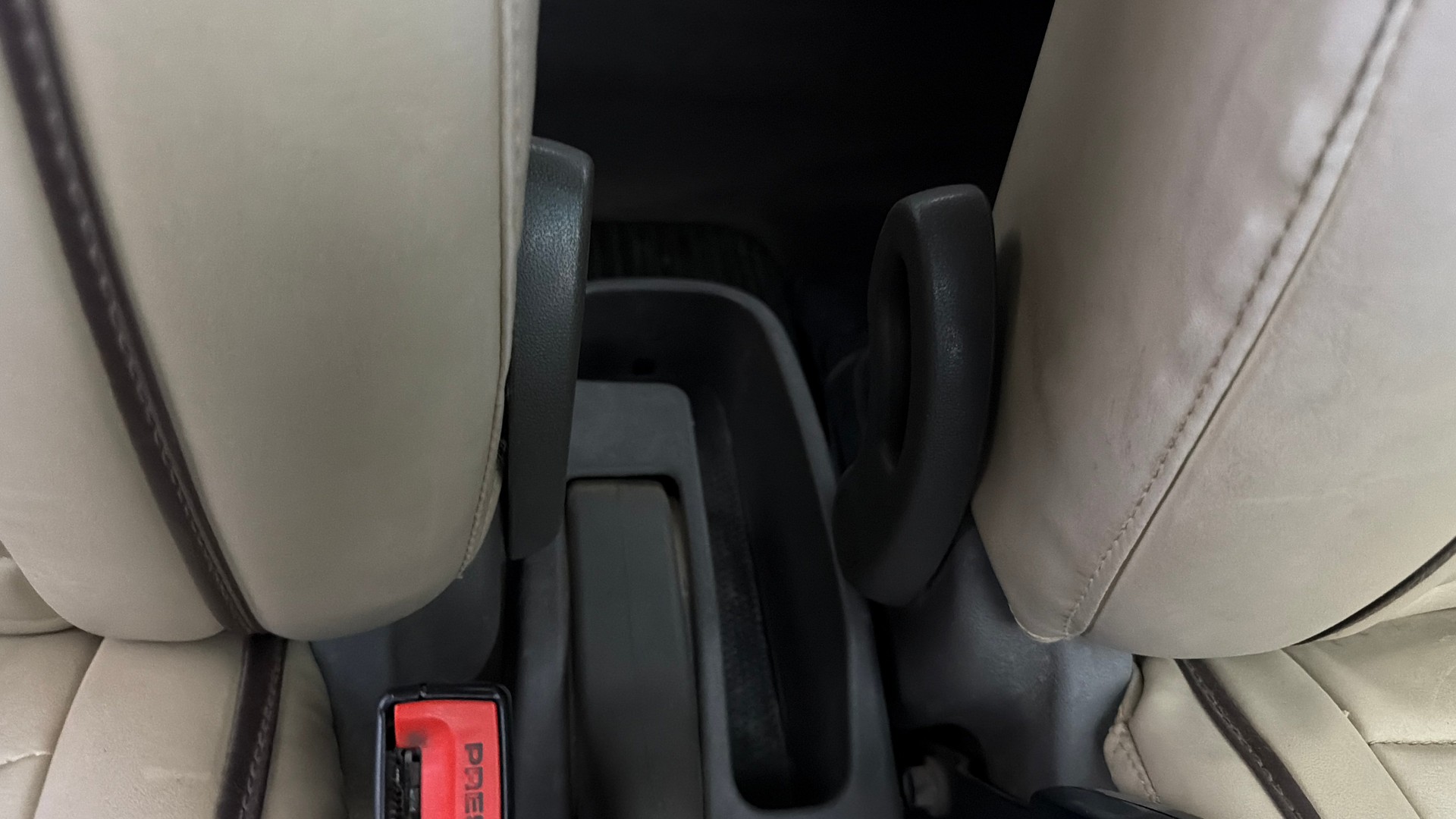 View 2015 Hyundai i10 1.1 Magna Image 18 Used 2015 Hyundai i10 1.1 Magna Image 18