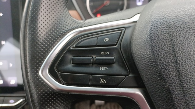 View MG Hector Plus Image 3 Used MG Hector Plus Image 3