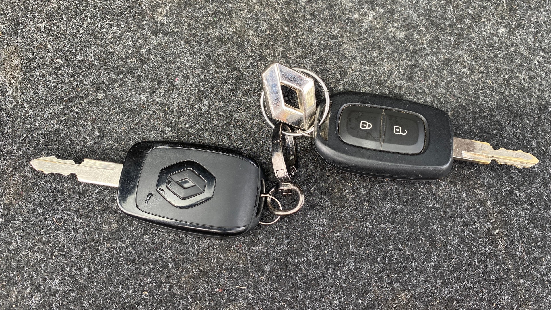 View 2023 Renault Kwid RXL 1.0 BS IV Image 28 Used 2023 Renault Kwid RXL 1.0 BS IV Image 28