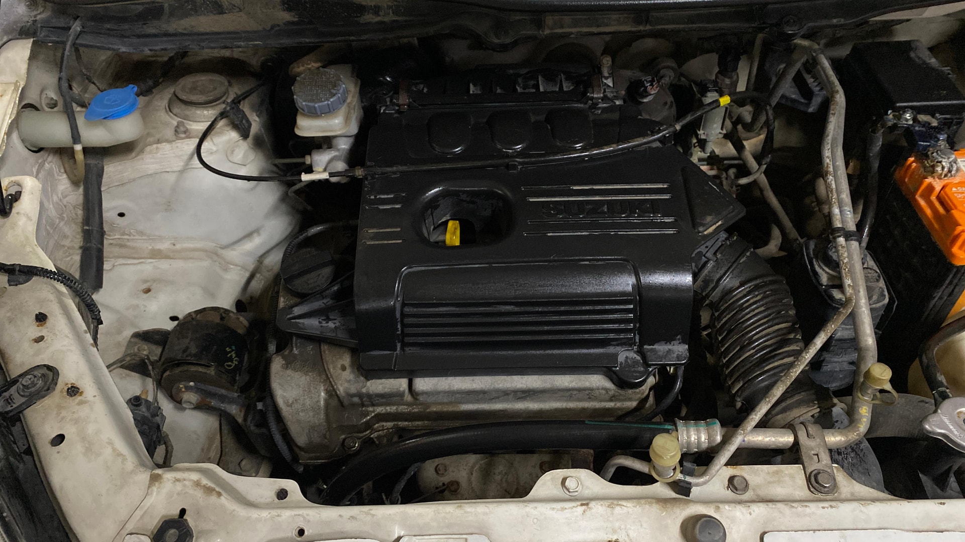 View 2015 Maruti Suzuki 1000 Base Variant Image 3 Used 2015 Maruti Suzuki 1000 Base Variant Image 3