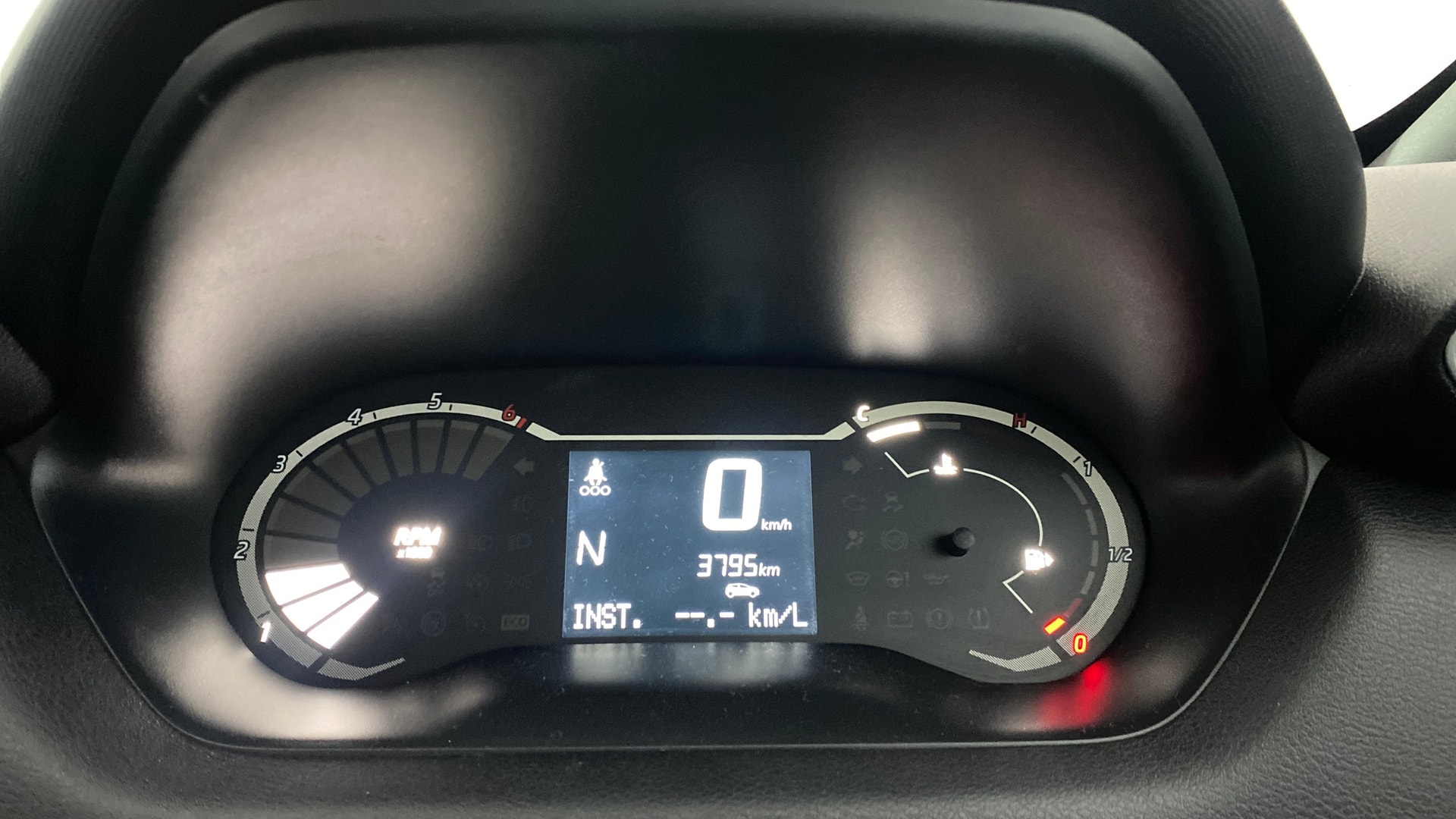 Used 2025 Nissan Magnite Used 2025 Nissan Magnite
