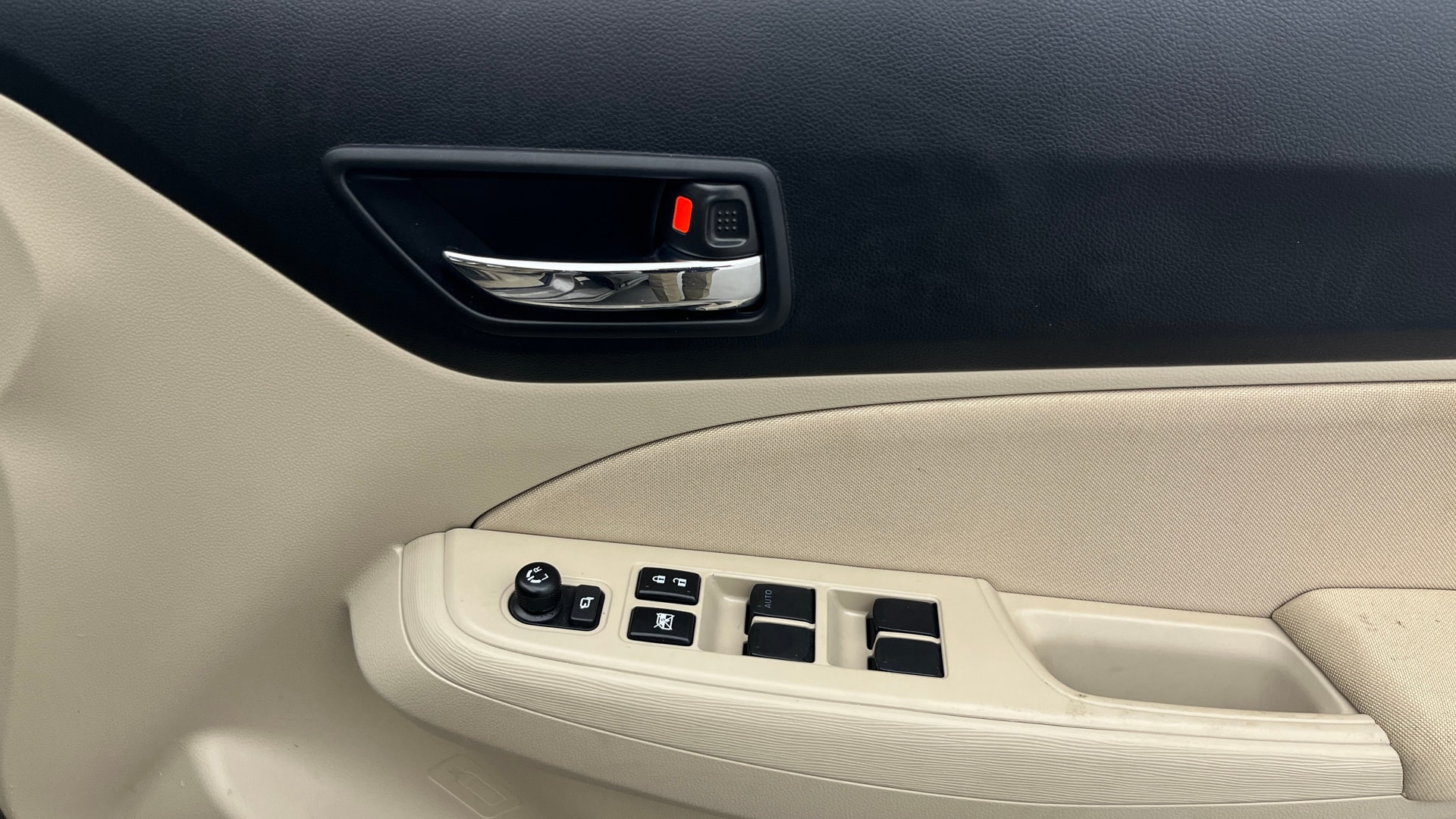 View 2024 Maruti Suzuki 1000 Base Variant Image 36 Used 2024 Maruti Suzuki 1000 Base Variant Image 36