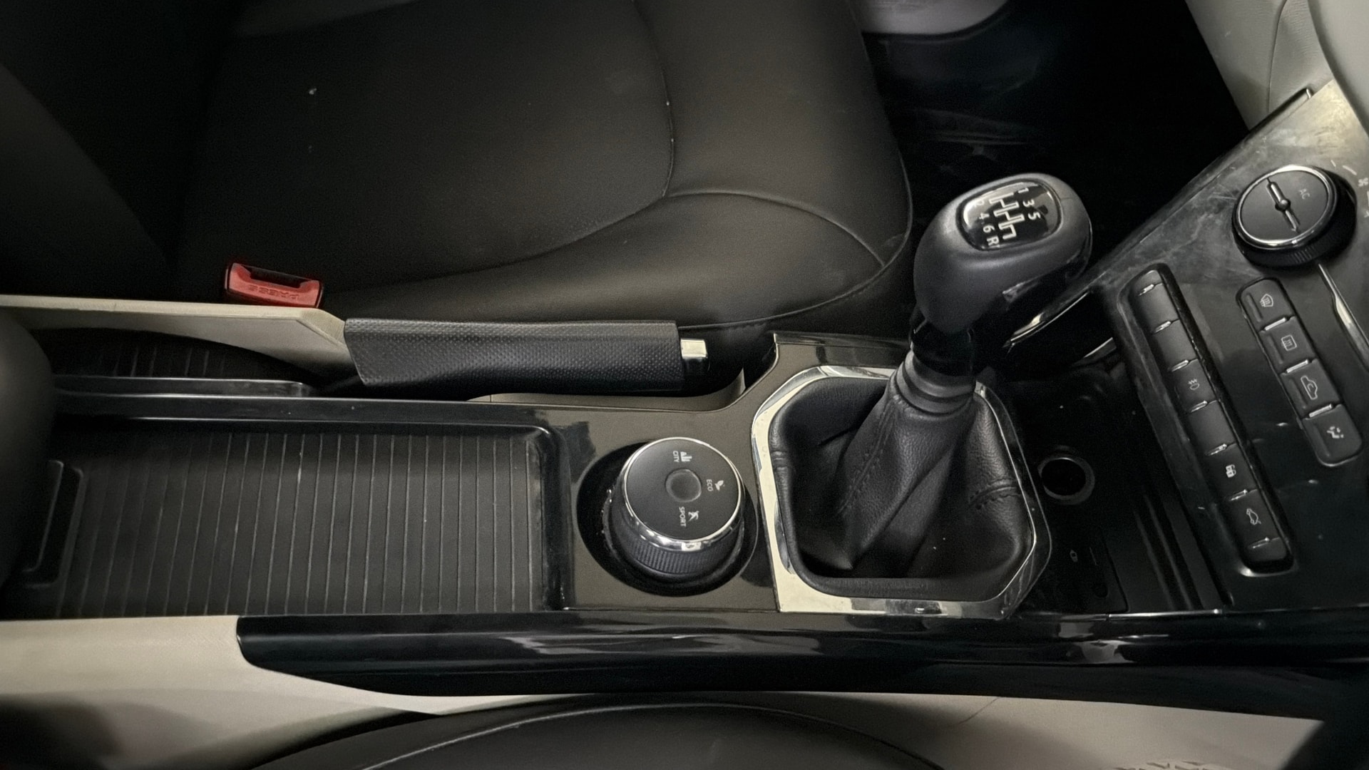 Used 2020 Tata Nexon Used 2020 Tata Nexon