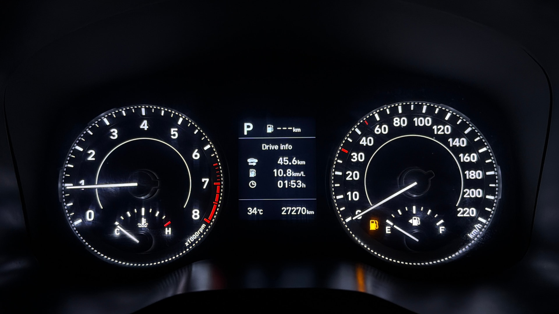 View 2019 Hyundai Venue SX Plus 1.0 Petrol AT Dual Tone Image 37 Used 2019 Hyundai Venue SX Plus 1.0 Petrol AT Dual Tone Image 37