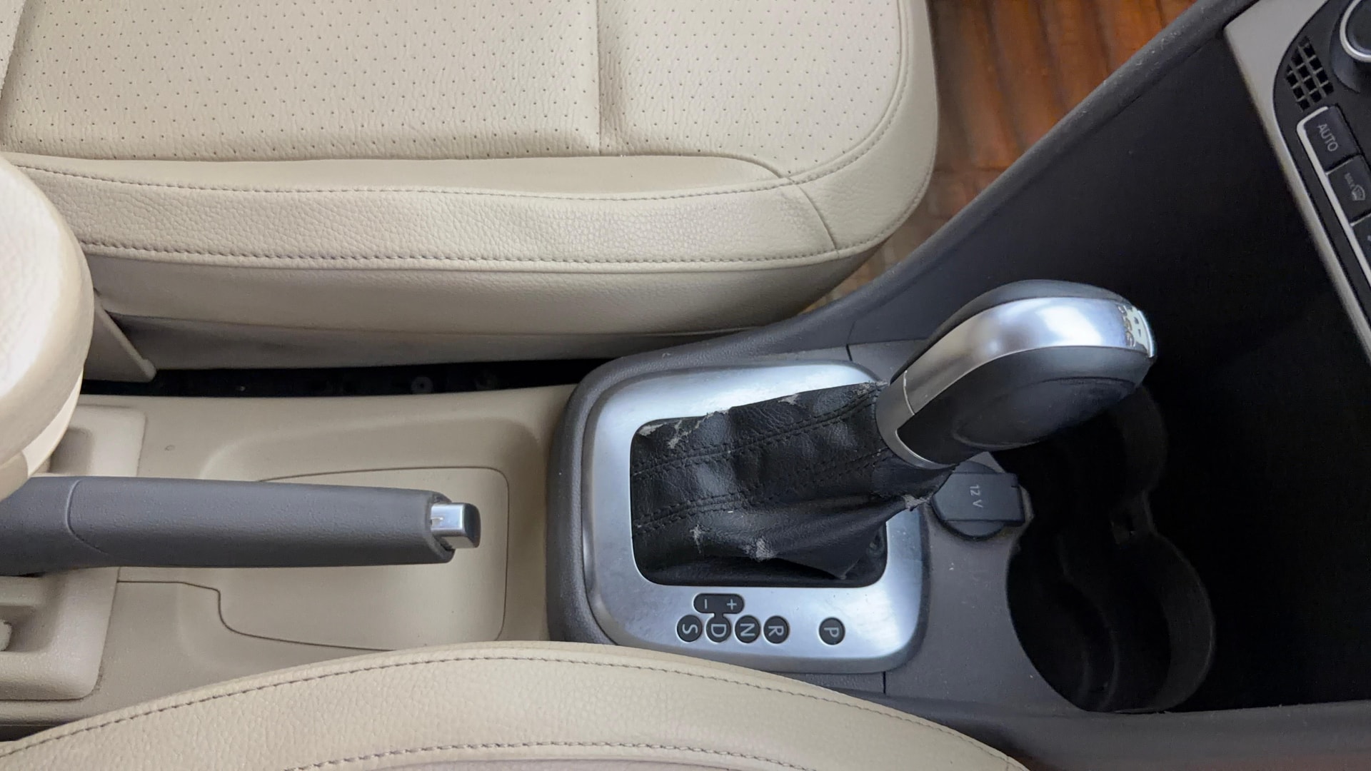 View 2017 Volkswagen Vento DSG Image 39 Used 2017 Volkswagen Vento DSG Image 39