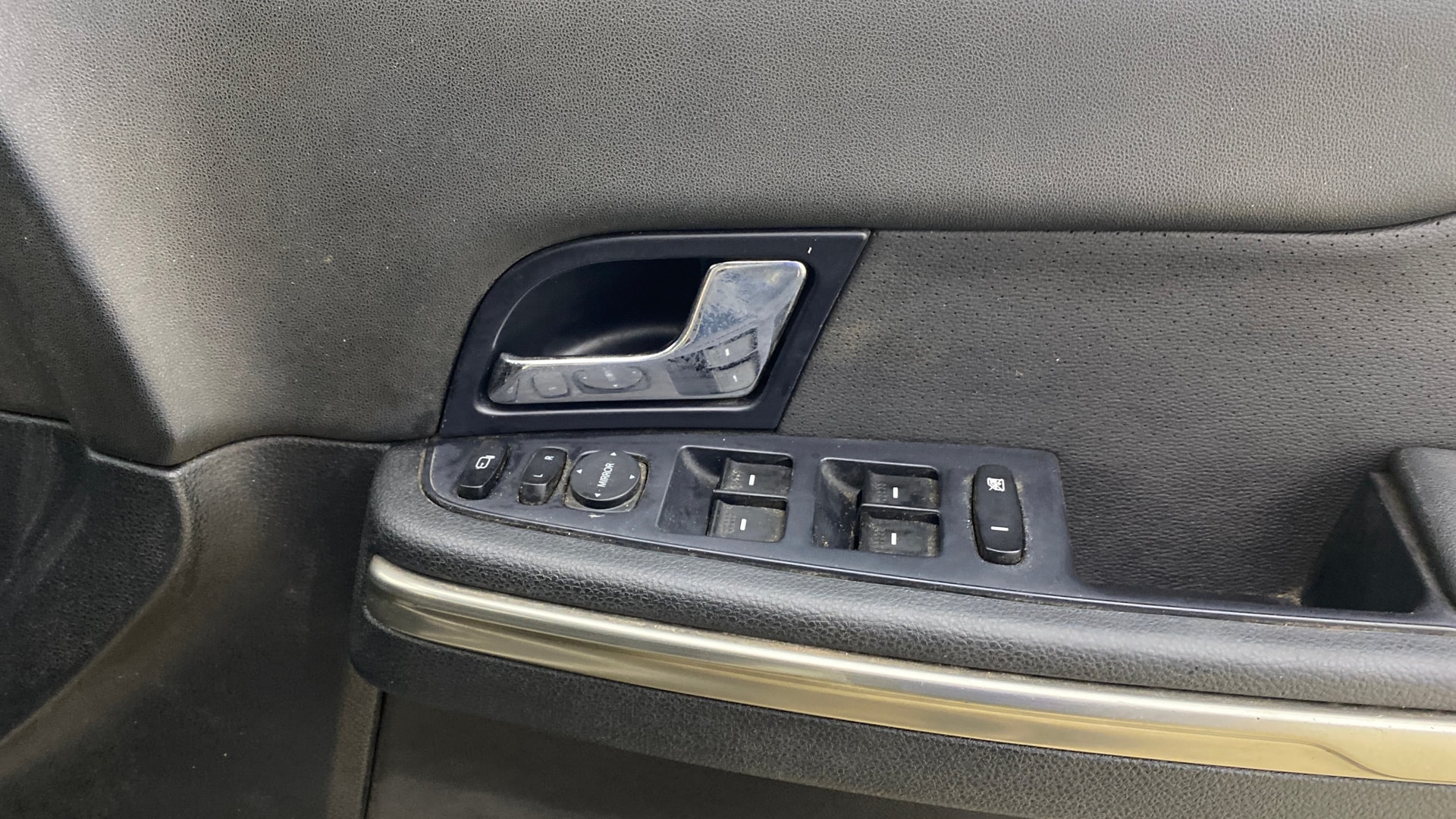 View 2017 Tata Hexa XT 4X2 Image 33 Used 2017 Tata Hexa XT 4X2 Image 33