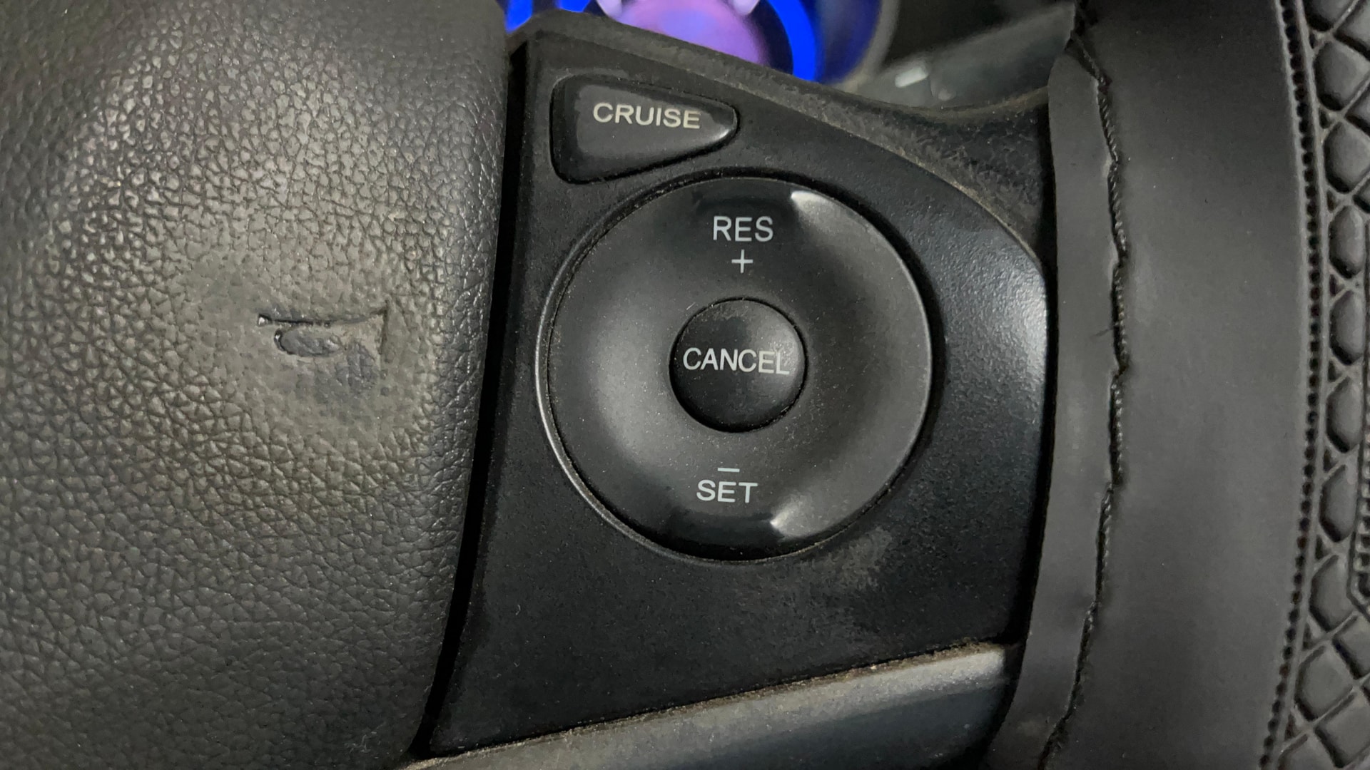 View 2015 Honda City ZX MT Diesel Anniversary Edition Image 3 Used 2015 Honda City ZX MT Diesel Anniversary Edition Image 3