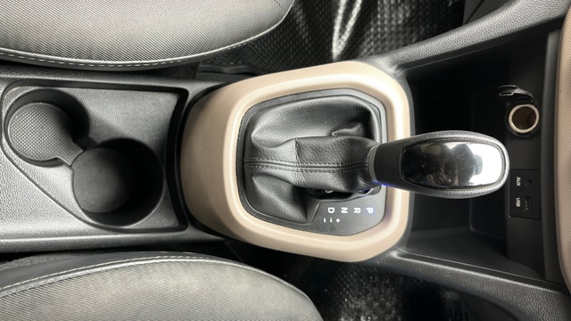 View Hyundai Grand i10 Image 38 Used Hyundai Grand i10 Image 38