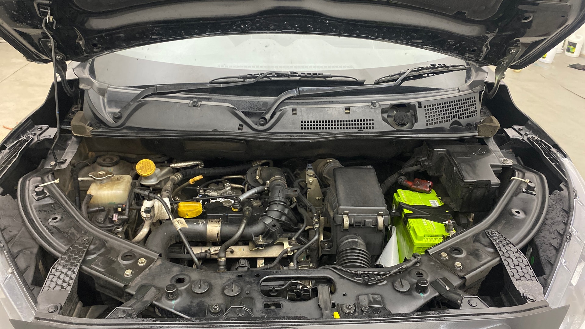 View 2022 Nissan Magnite Turbo XV Premium CVT Image 45 Used 2022 Nissan Magnite Turbo XV Premium CVT Image 45