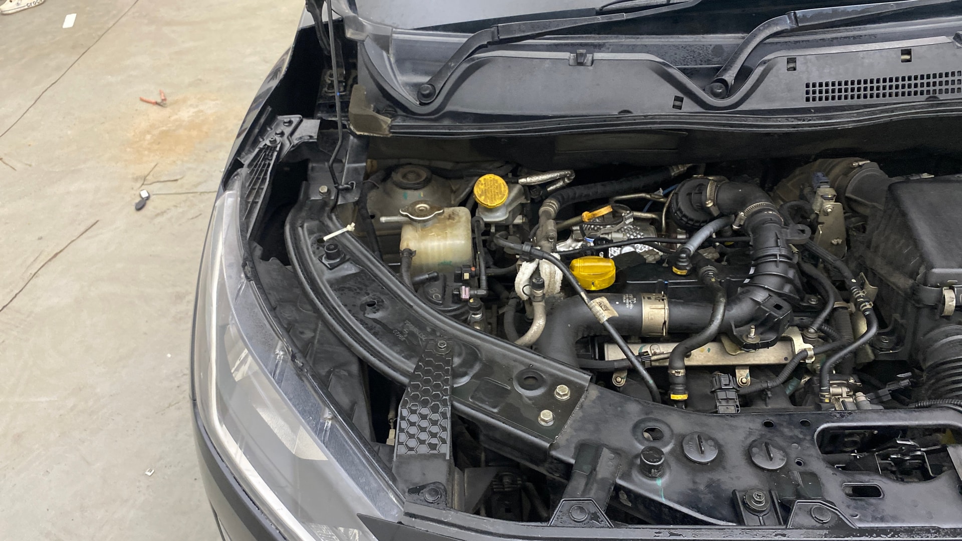 View 2022 Nissan Magnite Turbo XV Premium CVT Image 26 Used 2022 Nissan Magnite Turbo XV Premium CVT Image 26