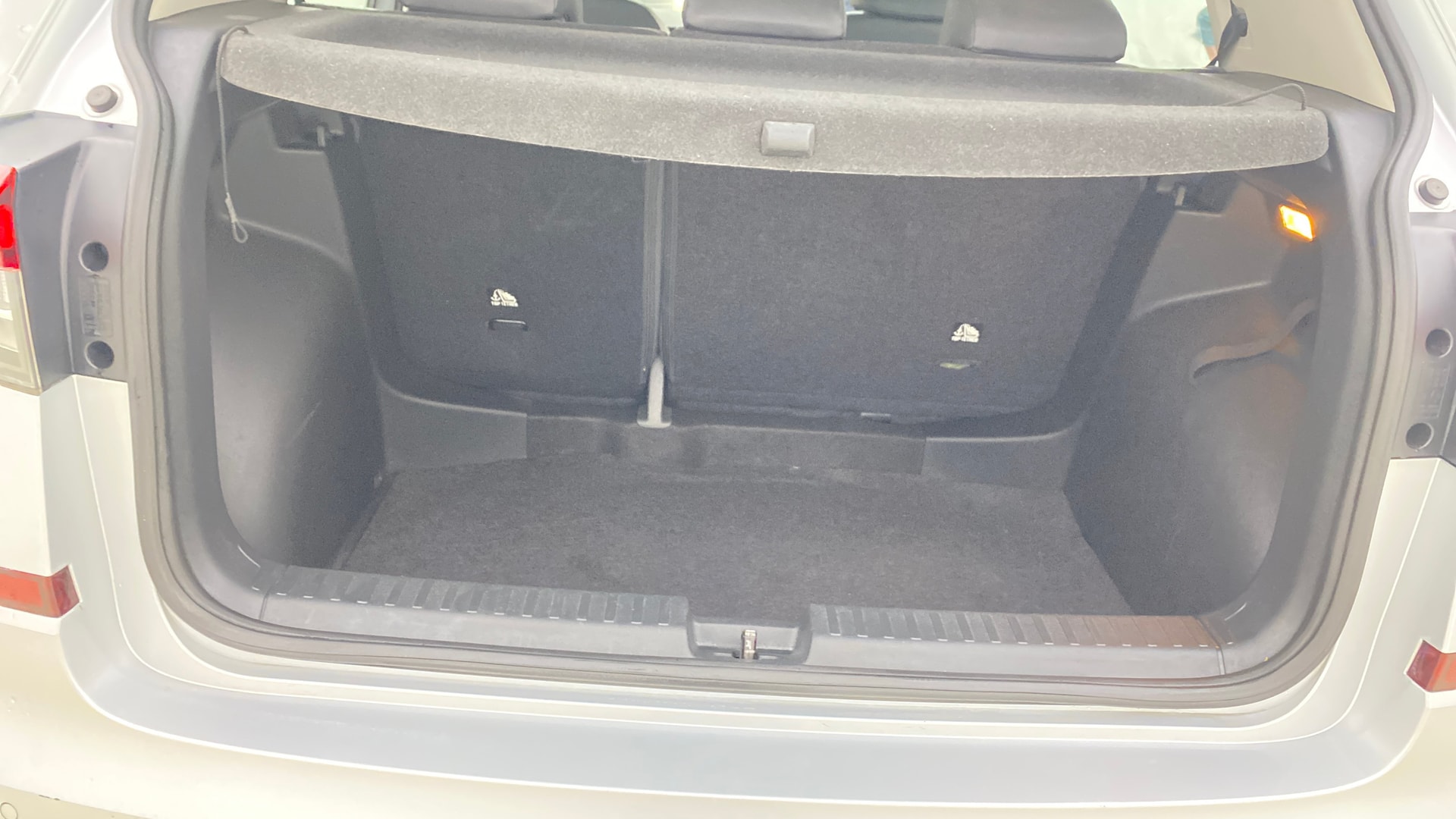 View 2022 Skoda Kushaq Style 1.0 TSI AT - 6 Airbags Image 7 Used 2022 Skoda Kushaq Style 1.0 TSI AT - 6 Airbags Image 7