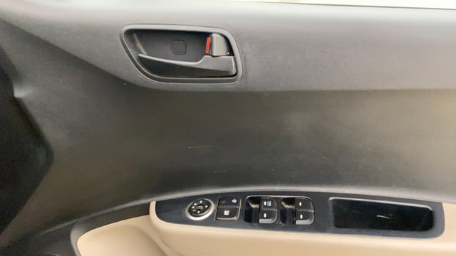 View Hyundai Grand i10 Image 33 Used Hyundai Grand i10 Image 33