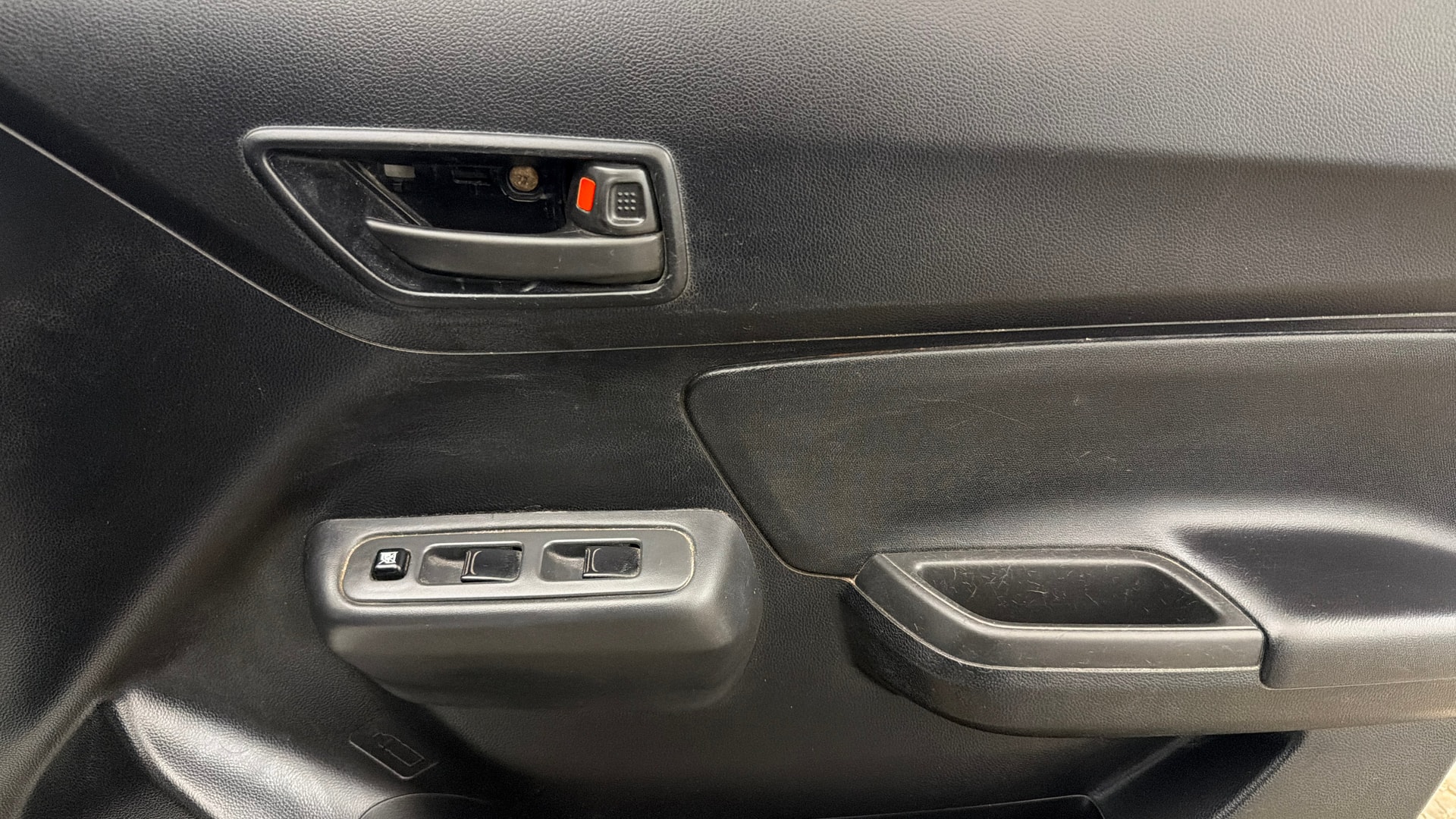 View 2020 Maruti Suzuki 1000 Base Variant Image 33 Used 2020 Maruti Suzuki 1000 Base Variant Image 33