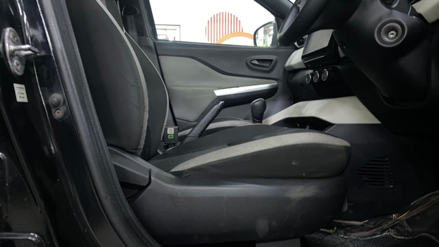 View Nissan Magnite Image 10 Used Nissan Magnite Image 10