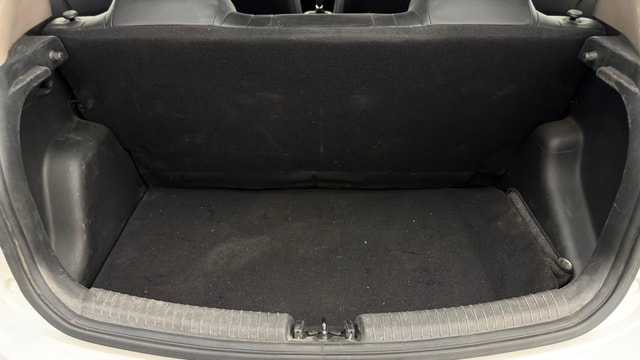 View Hyundai Grand i10 Image 6 Used Hyundai Grand i10 Image 6