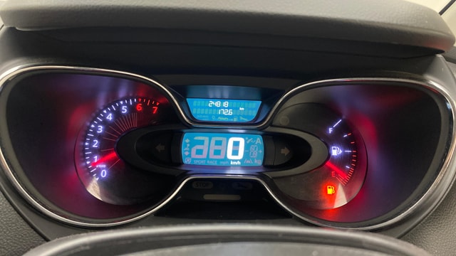 View Renault Captur Image 35 Used Renault Captur Image 35