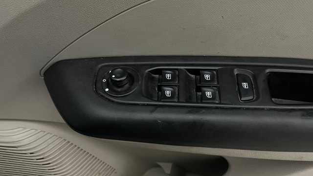 View Renault Triber Image 33 Used Renault Triber Image 33