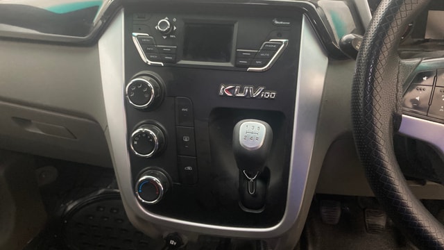 View Mahindra KUV100 Image 37 Used Mahindra KUV100 Image 37