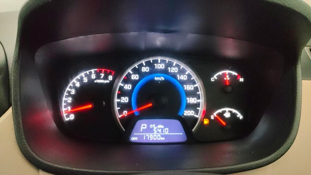 View Hyundai Grand i10 Image 34 Used Hyundai Grand i10 Image 34