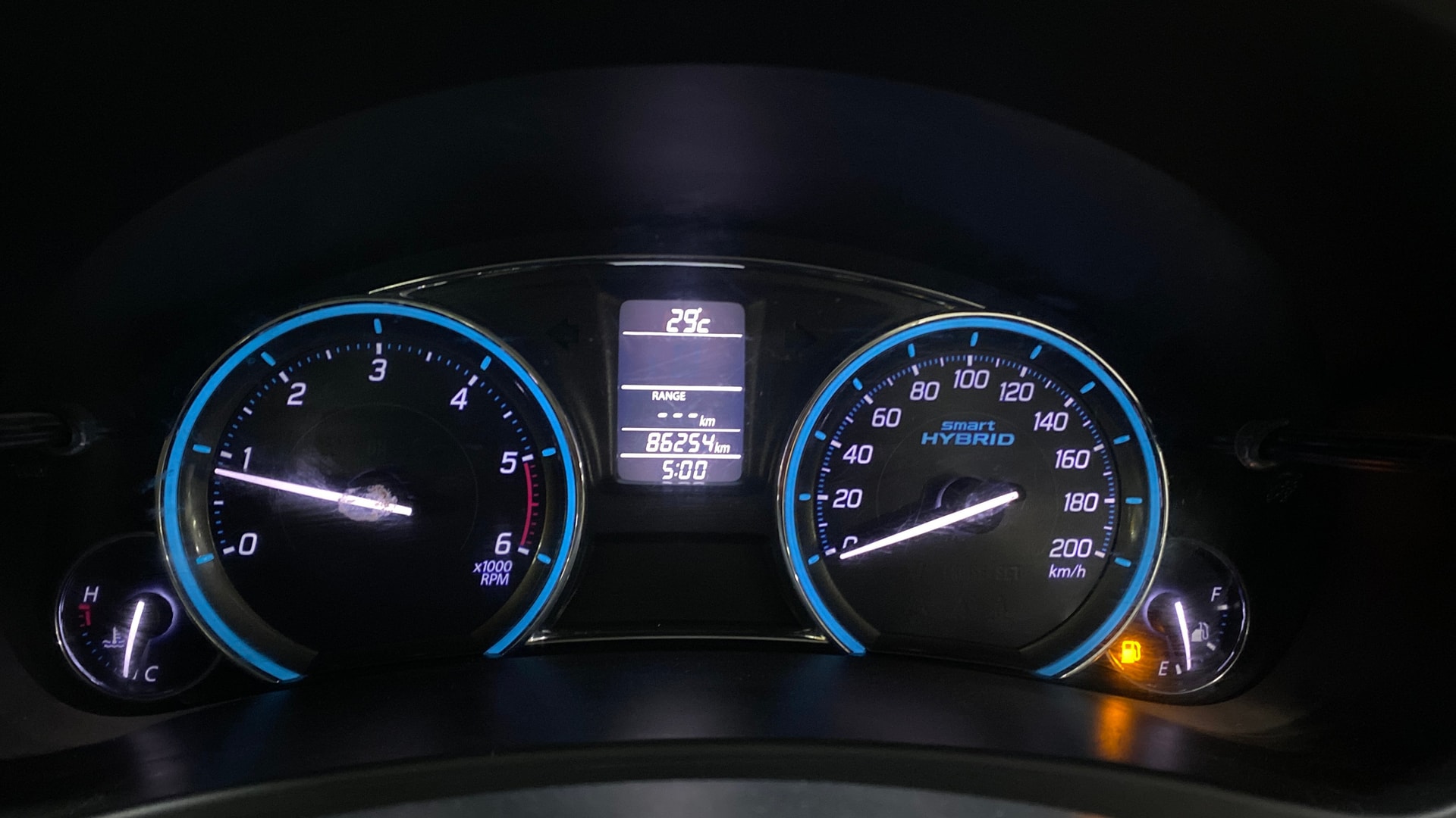 View 2017 Maruti Suzuki 1000 Base Variant Image 35 Used 2017 Maruti Suzuki 1000 Base Variant Image 35