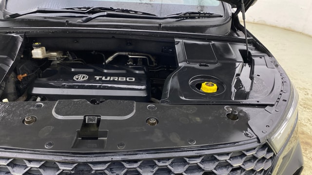 View MG Hector Plus Image 31 Used MG Hector Plus Image 31