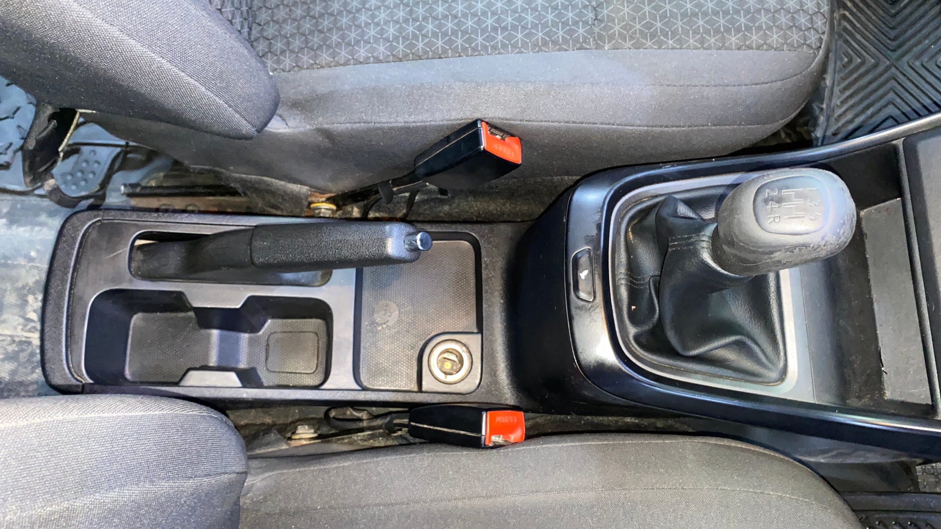 View 2022 Tata Altroz XE Petrol Image 37 Used 2022 Tata Altroz XE Petrol Image 37