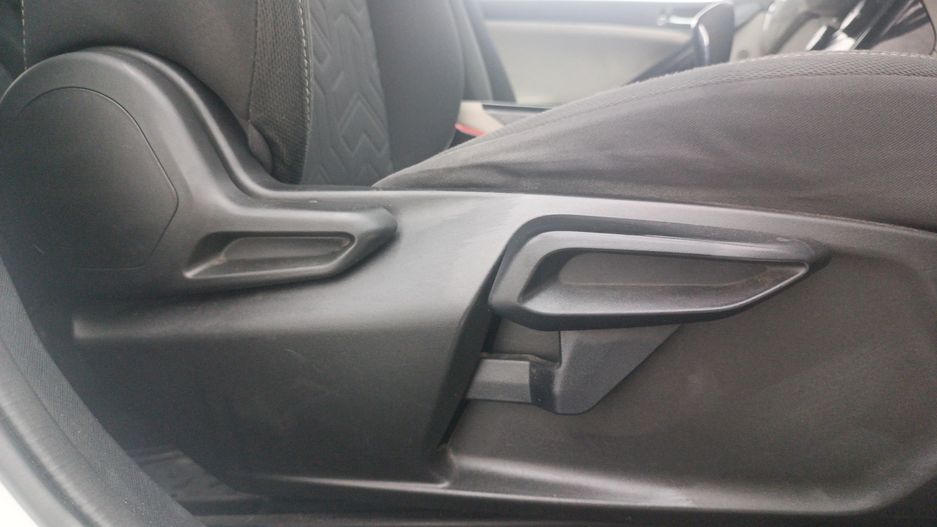 View 2021 Tata Nexon Revotron XE Image 11 Used 2021 Tata Nexon Revotron XE Image 11