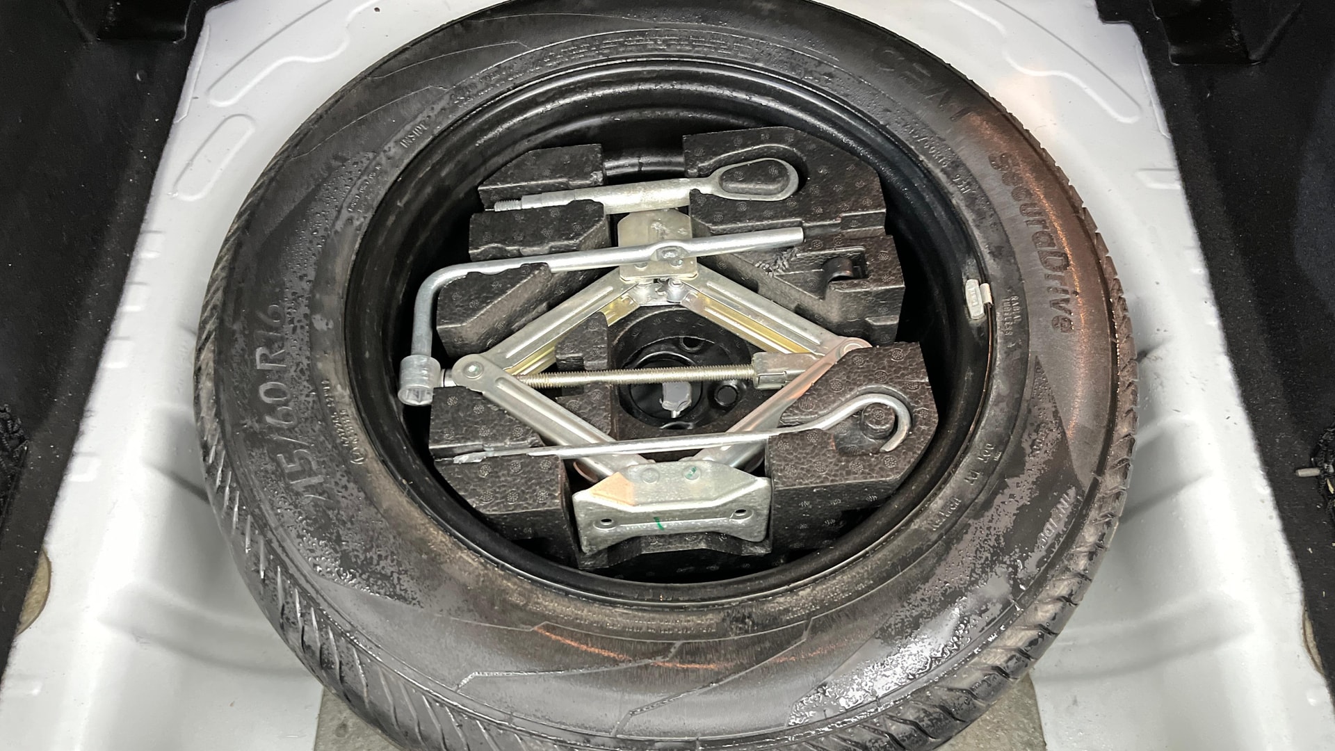 View 2023 MG Astor Smart 1.5 CVT Image 17 Used 2023 MG Astor Smart 1.5 CVT Image 17
