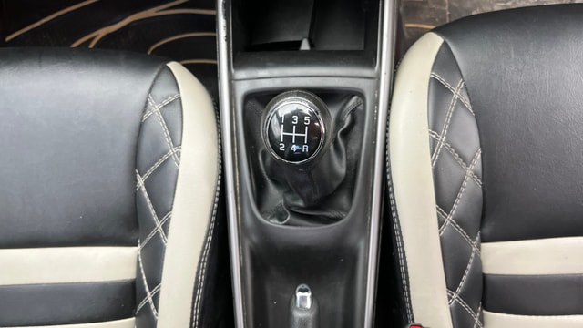 View Maruti Suzuki 1000 Image 39 Used Maruti Suzuki 1000 Image 39