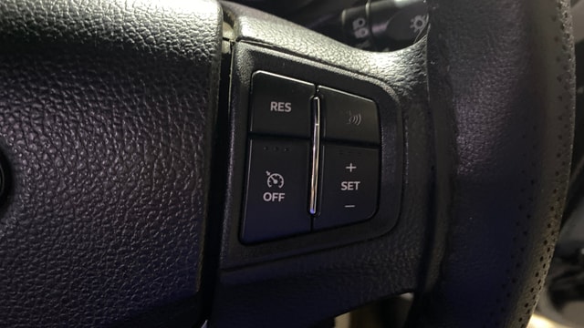 View Mahindra Thar Image 3 Used Mahindra Thar Image 3