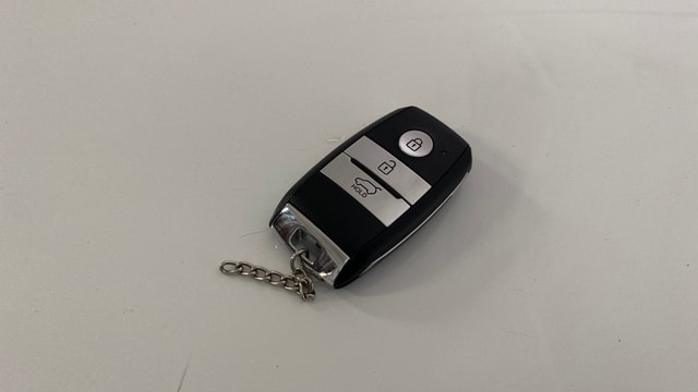 View Kia Carens Image 20 Used Kia Carens Image 20