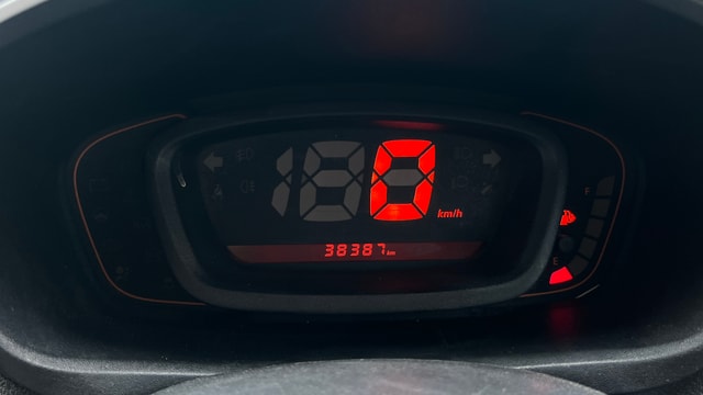 View Renault Kwid Image 33 Used Renault Kwid Image 33