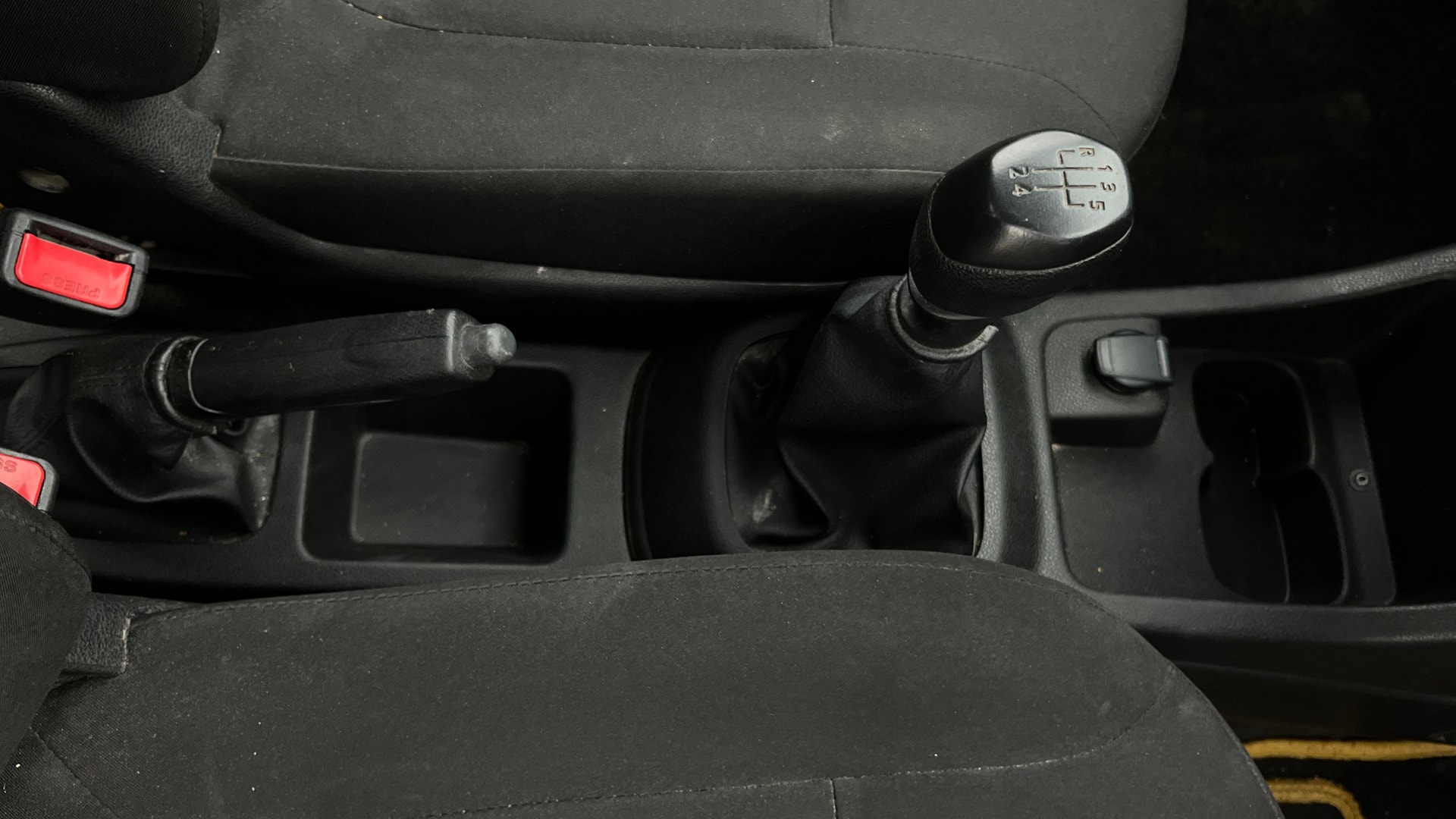 View 2019 Renault Kwid RXL Image 37 Used 2019 Renault Kwid RXL Image 37